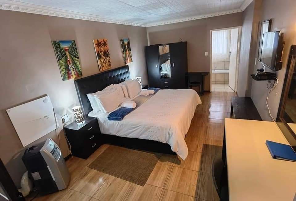 Deluxe suite 3
