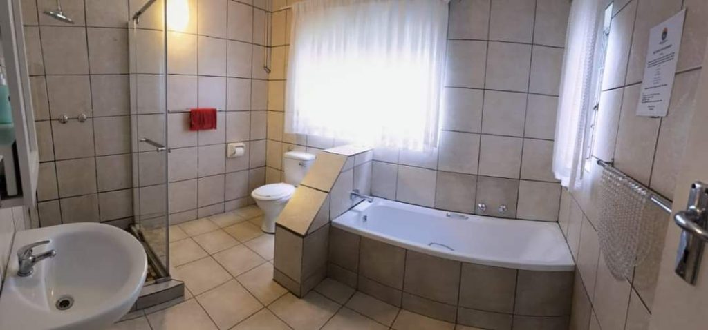 Deluxe suite 6