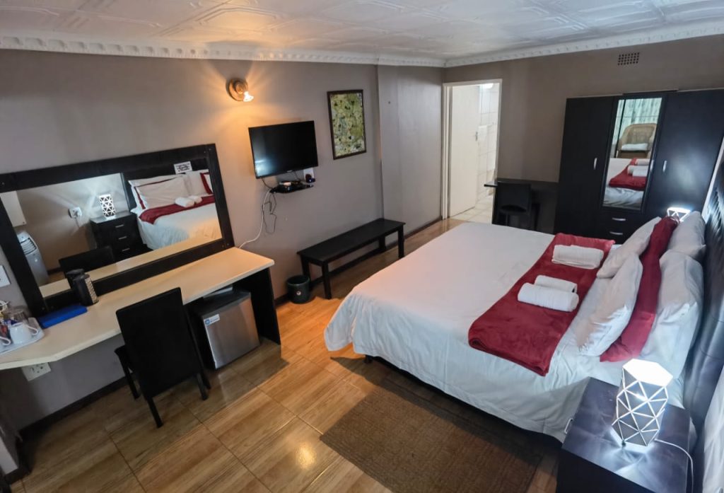 Deluxe suite suite 4